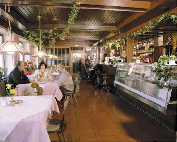 דוביאקו Hotel Moritz מראה חיצוני תמונה